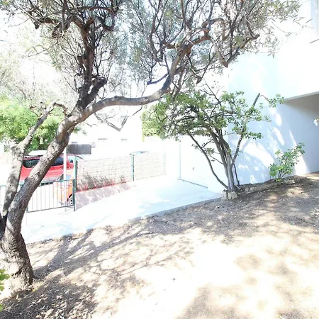 Casa Amplia Con Jardin A 100m De La Playa De La Farella, Cerca Del Puerto De - Es-228-168 Holiday home